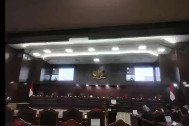 Penggugat di MK Ingin...