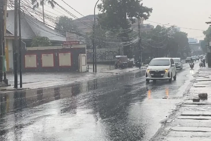 Hujan Masih Akan Mengguyur...
