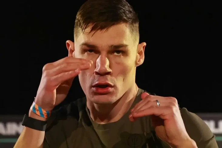 Kisah Petinju Chris...