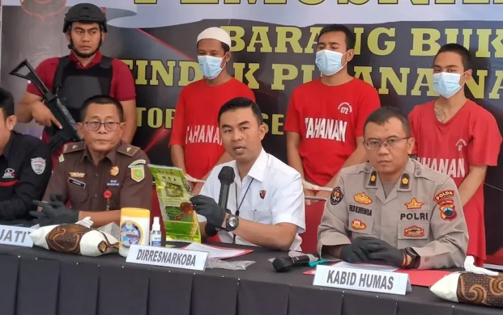 Tangkap Warga NTB, Polda...