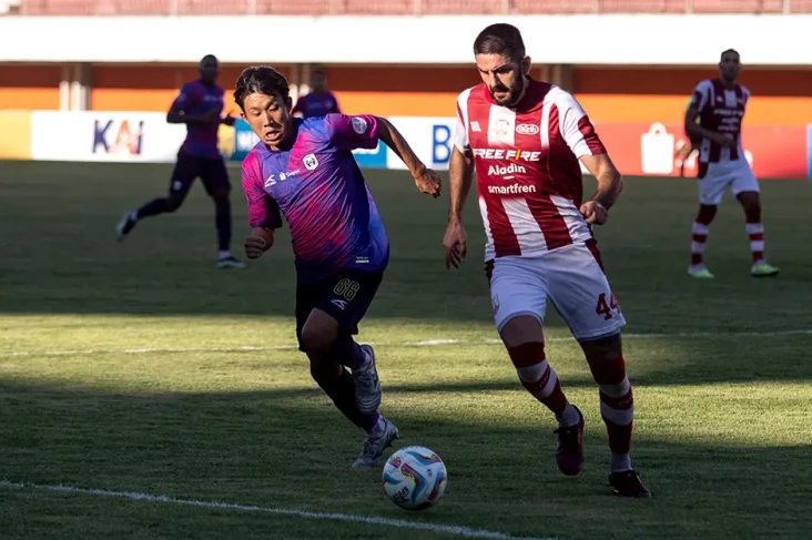 Hasil Liga 1 2023/2024:...