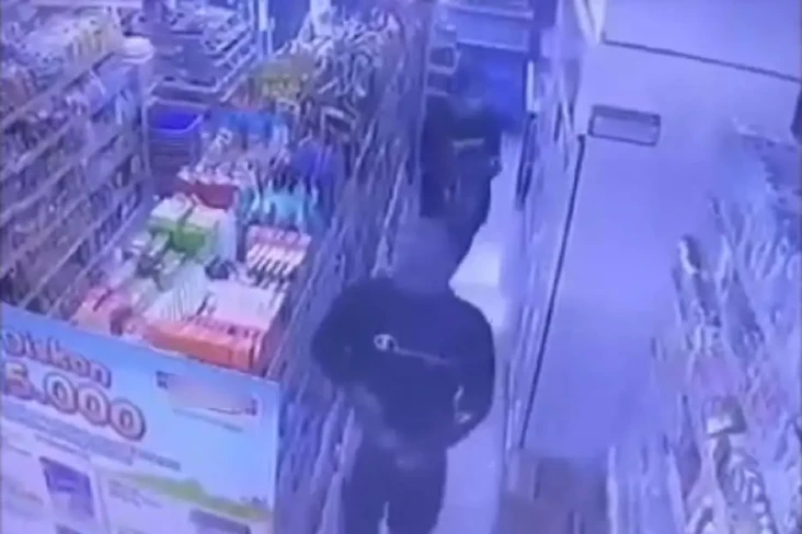 Pasangan Sejoli Ini...