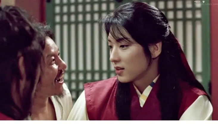 10 Film Korea Bertema...