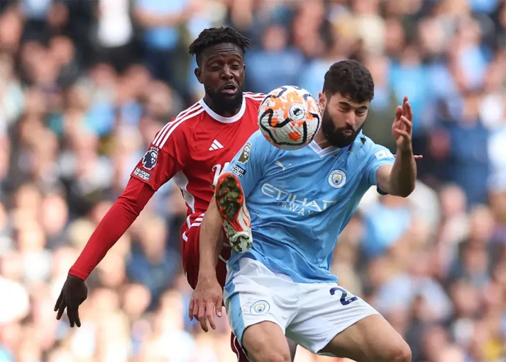 Manchester City Nyaman...