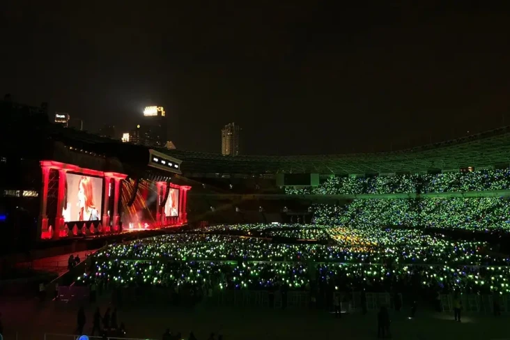 aespa Buka Konser SMTOWN...