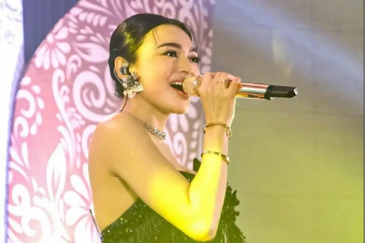 Wika Salim Kegirangan...