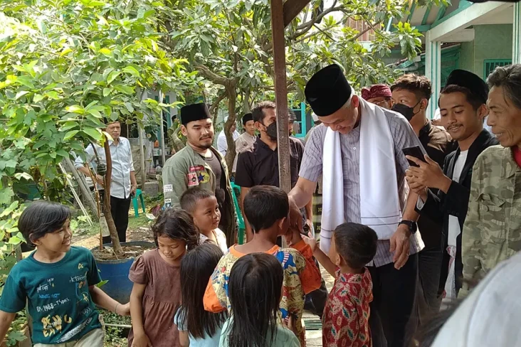 Momen Anak-anak Berebut...