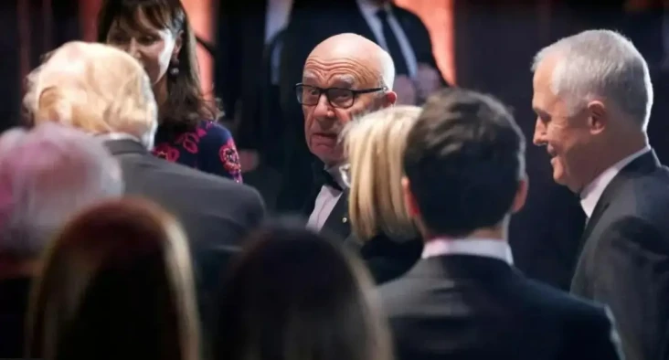 Siapa Rupert Murdoch?...