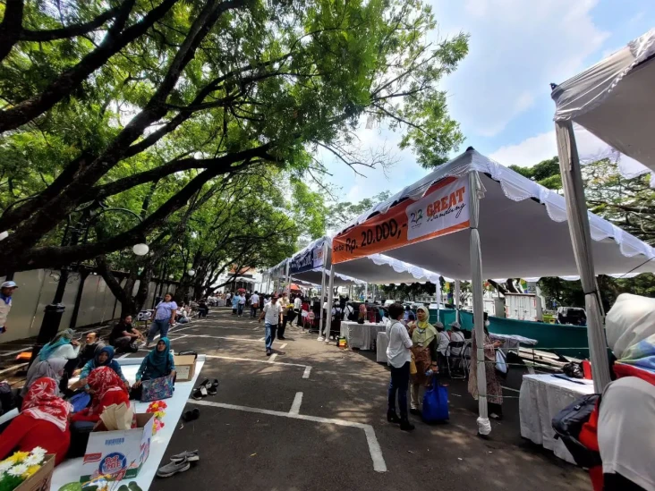Pemkot Bandung Gelar...