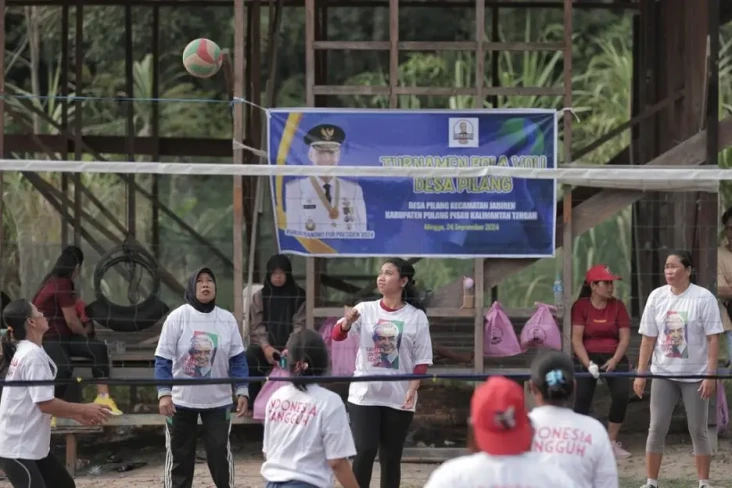 Gelar Turnamen Voli,...