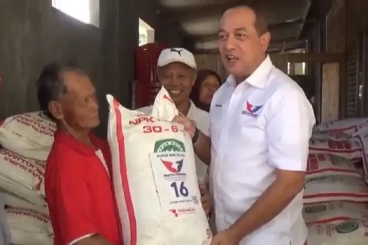 Terima Bantuan Pupuk...