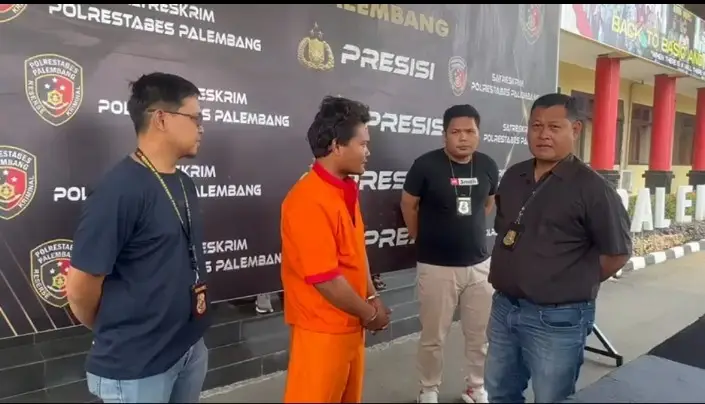 Demi Pengobatan Istri,...