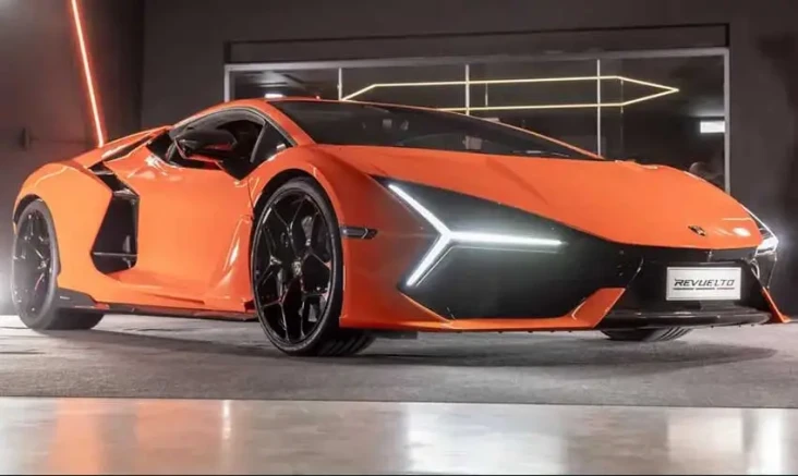 Aneh, Lamborghini Tidak...