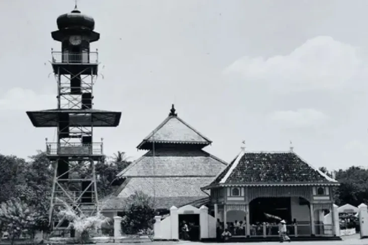 Sejarah Kerajaan Demak:...