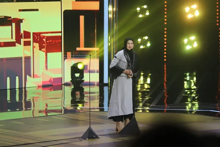 Salma Idol Rebut Penghargaan...