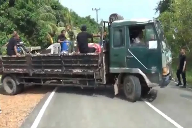 Terima Uang Pindah Rp14,4...