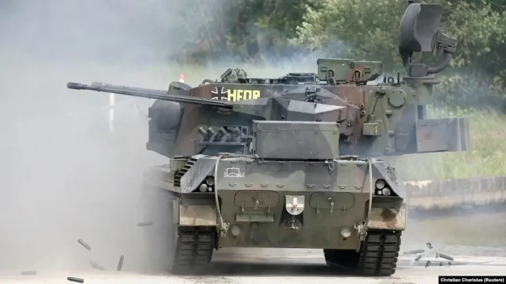 Militer Jerman Hamburkan...