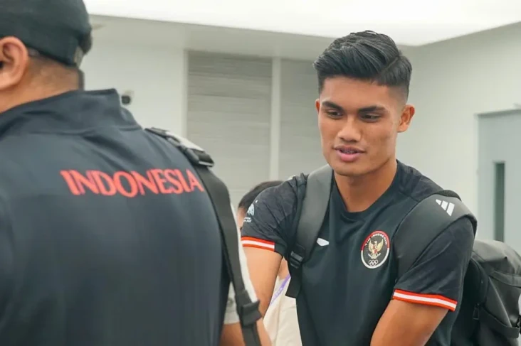 Timnas Indonesia vs...