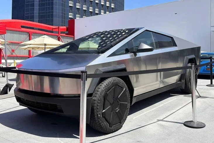 Oracle Siap Ubah Tesla...