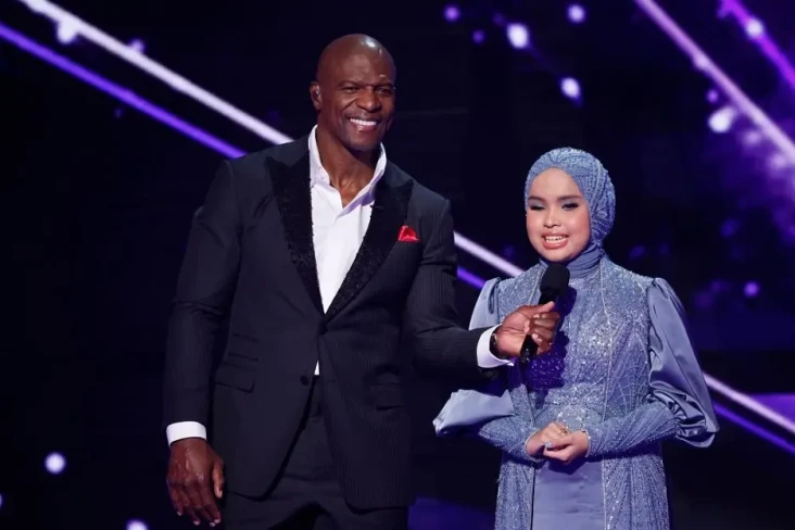 Putri Ariani Dapat Standing...