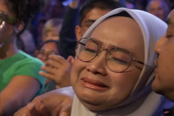 Tangis Haru Ibu Putri...