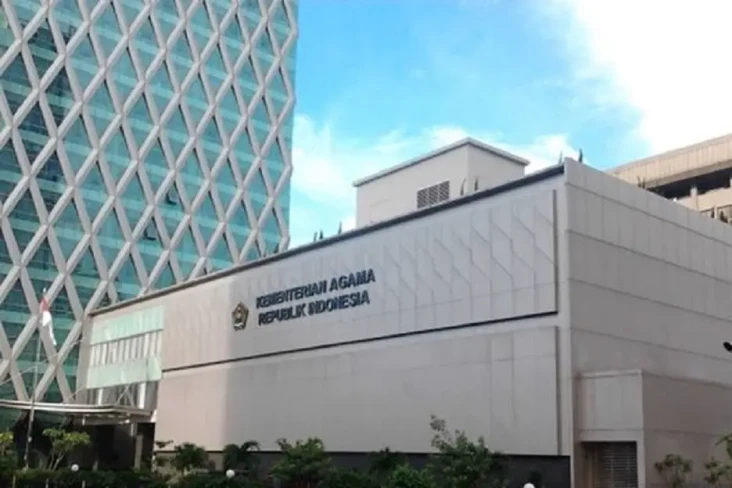 5 Perguruan Tinggi Negeri...