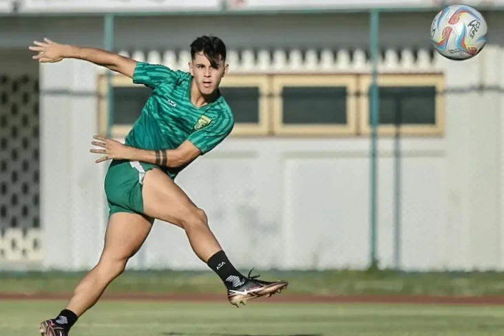 Persebaya Terapkan Kebijakan...