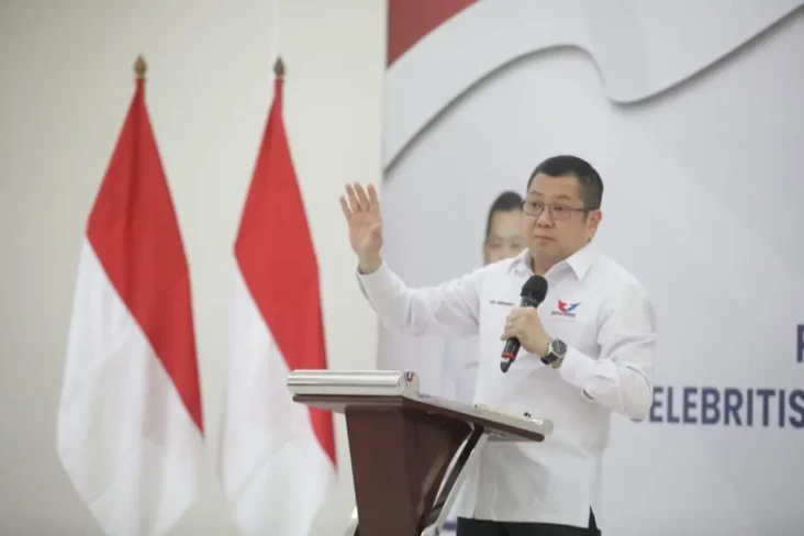 Lewat Pidato Kebangsaan,...