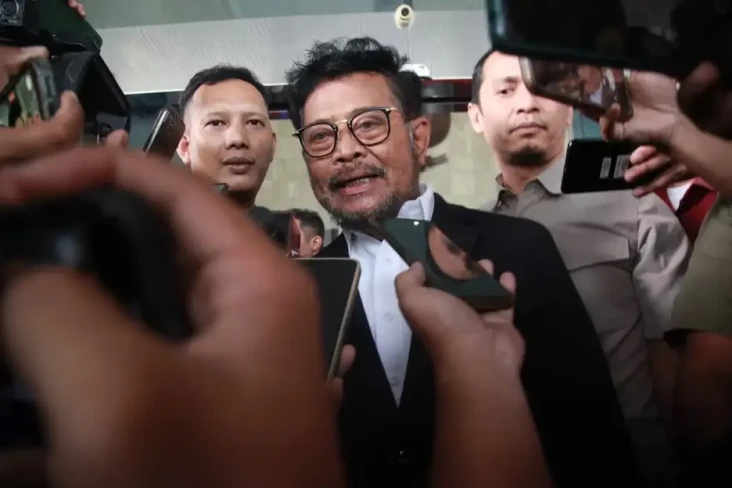 KPK Amankan 12 Senjata...