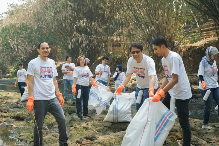 OCS Gandeng World Cleanup...