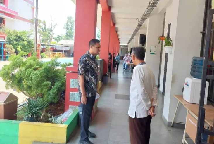 Pelajar SD Tewas Terjatuh...