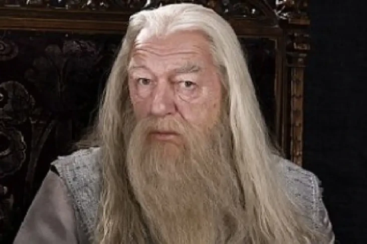 Mengenang Michael Gambon,...