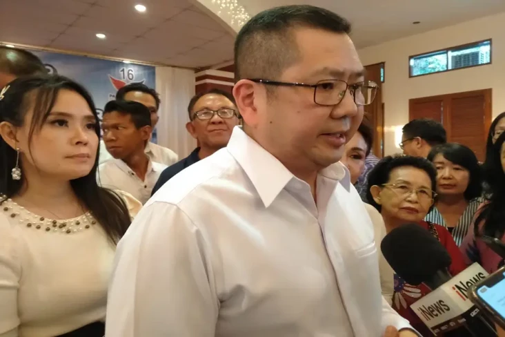 HT Kisahkan Awal Bangun...
