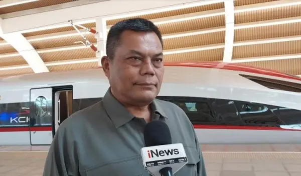 Wakomut iNews TV: Kereta...