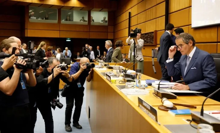 IAEA Voting untuk Perlakukan...