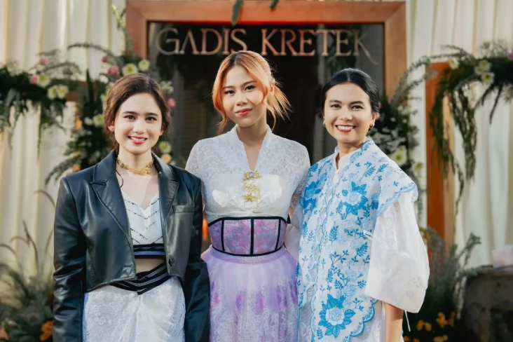 Serial Gadis Kretek...
