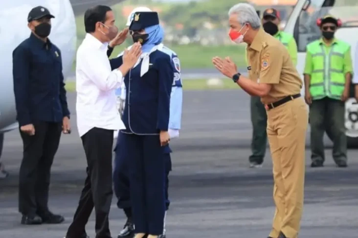 Jokowi dan Ganjar Dinilai...