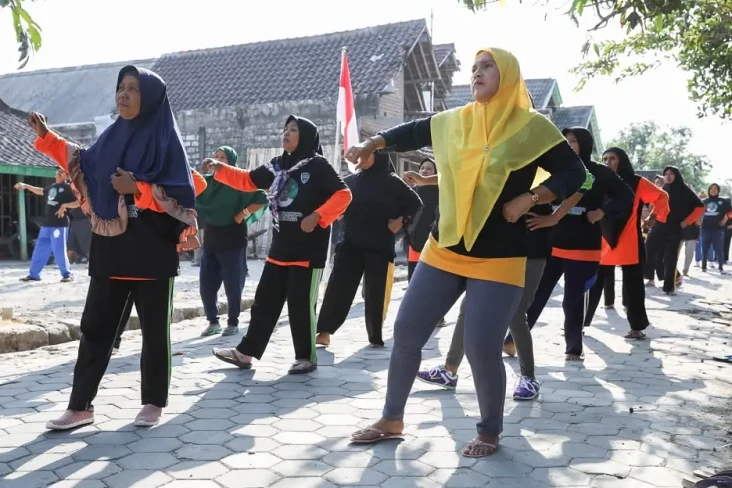 Gelar Senam Ceria, Cara...