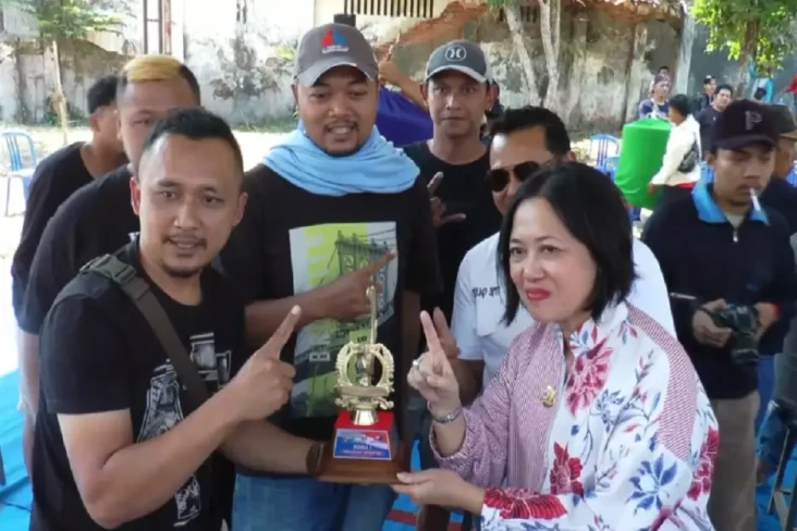 Gelar Lomba Kicau Burung...