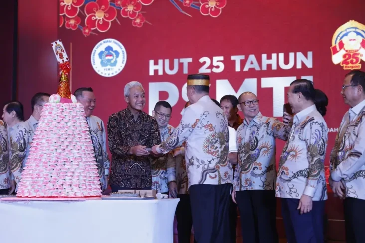 Sambut Ganjar Pranowo,...