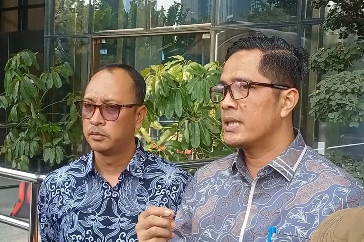 Febri dan Rasamala Penuhi...