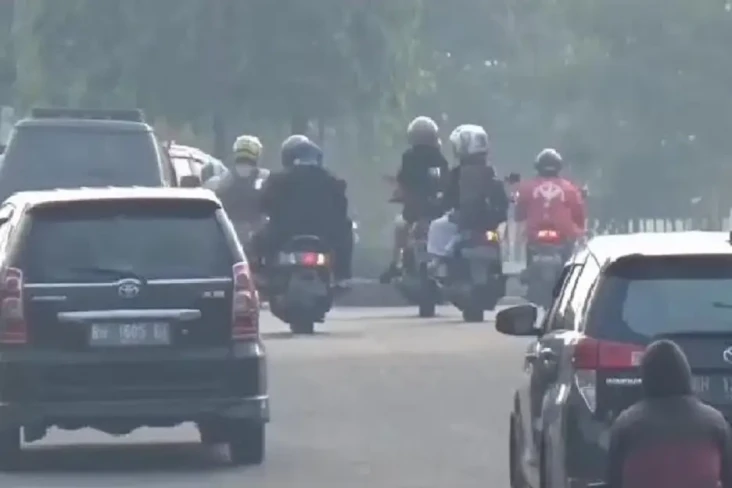 Kabut Asap Memburuk,...
