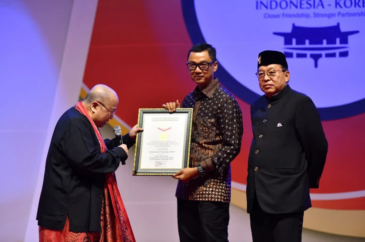 Jadi Inspirasi Dunia,...