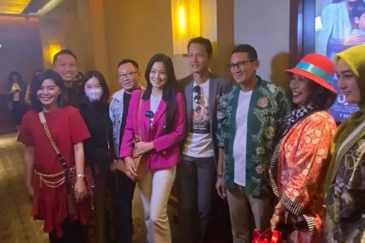 Sandiaga Uno Nobar Film...