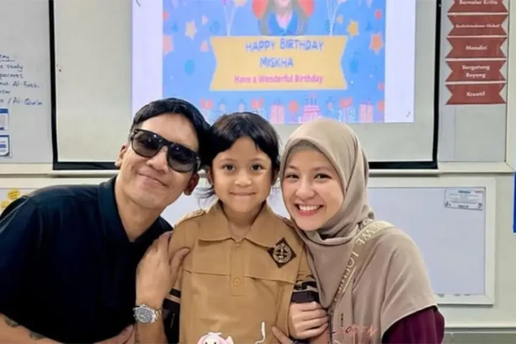 Desta Diprotes Anak...