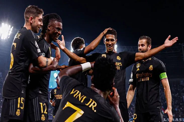 Hasil Napoli vs Real...