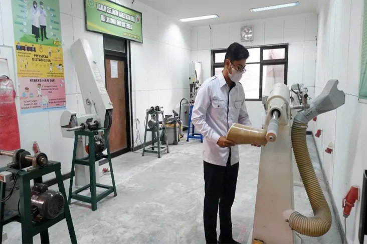 Mengenal Program Studi...
