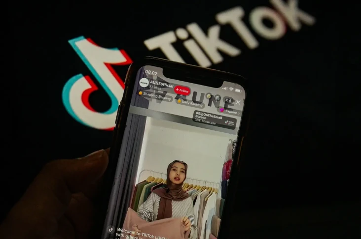 TikTok Shop Resmi Tutup,...