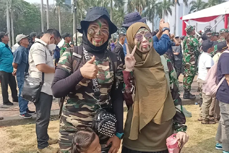 Anaknya Lahir 5 Oktober,...