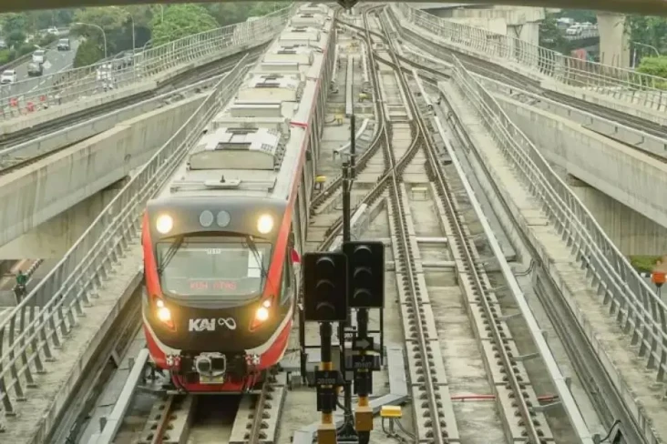 Pembangunan LRT Velodrome-Manggarai...